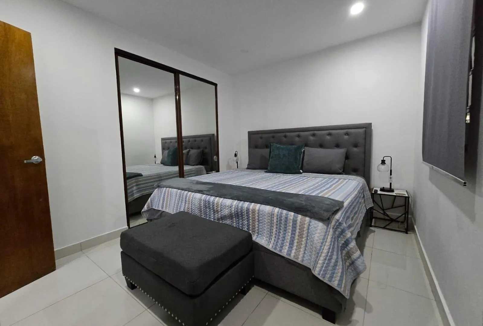 Reparto Metropolitano Apartments II San Juan